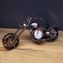 Toptan Masaüstü Dekoratif Metal Motor Saat