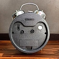Toptan Gümüş Metal Alarmlı Masa Saati